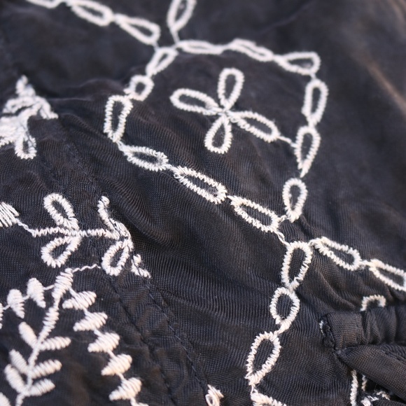 Johnny Was Pete & Greta Embroidered Pants - Picture 5 of 13